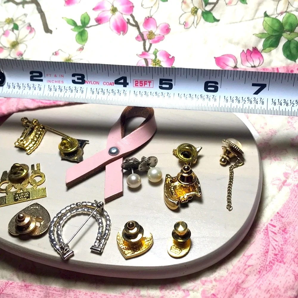 Vintage Lot of 12 Lapel Pins/Brooches